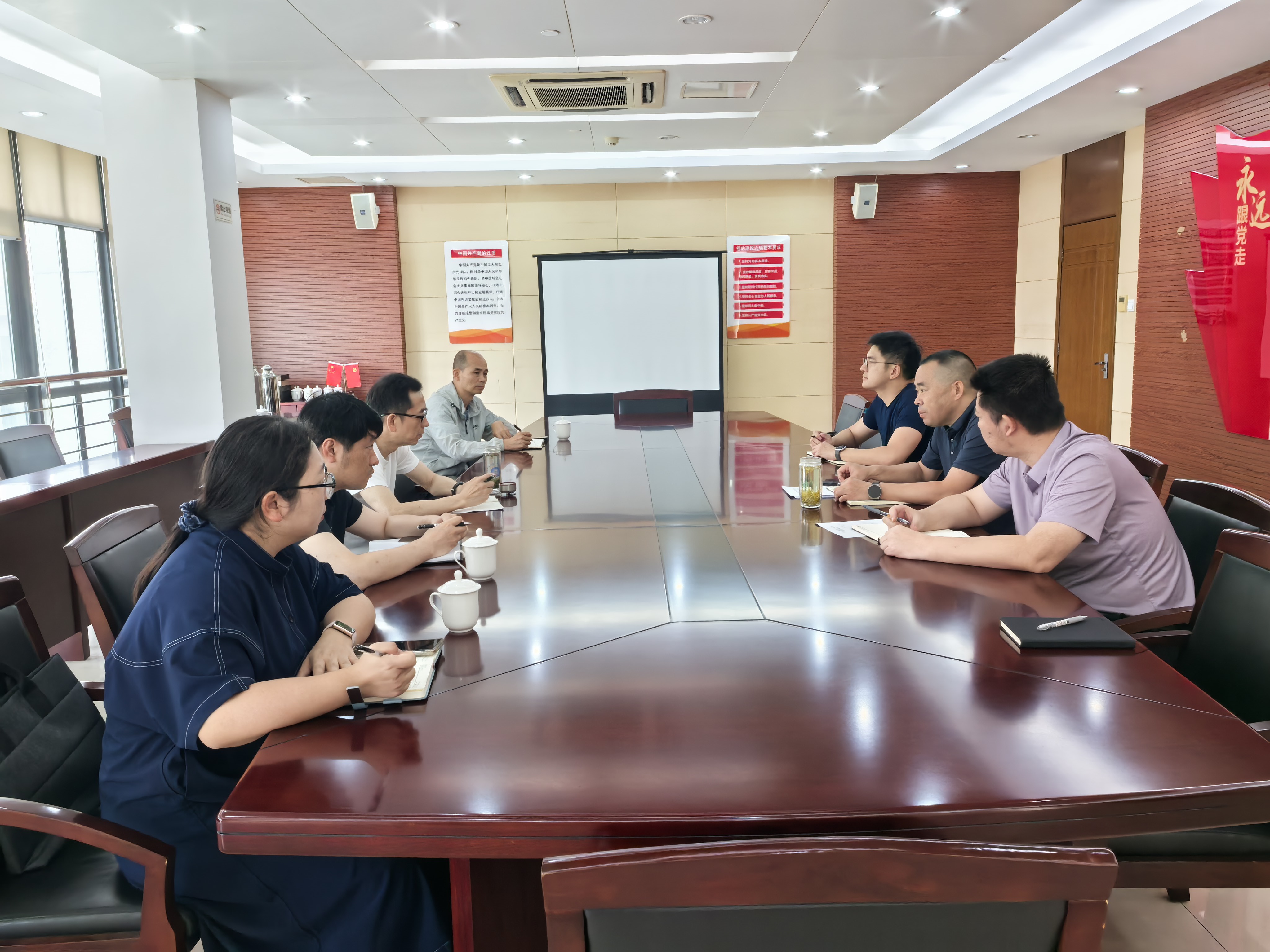 我市召开夏季“护渔打非”专项行动协商会议